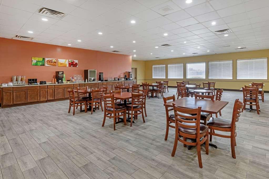 Suburban Studios Gainesville Restoran foto